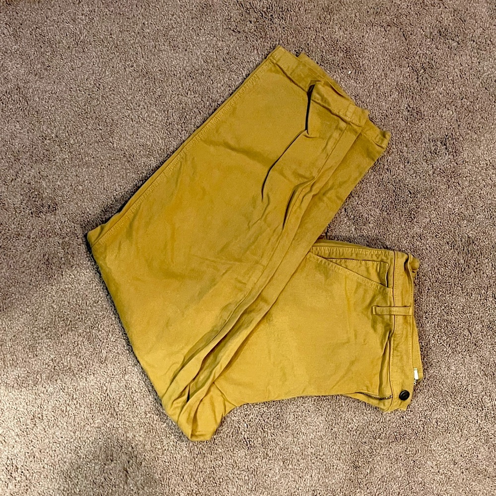 Yellow jeans. Madewell. Size 31.